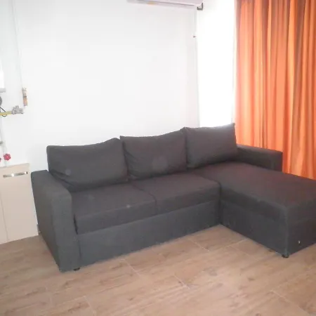 Apartament Maya Apartament *